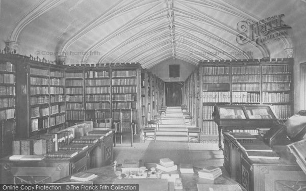 Photo of Oxford, Magdalen College Library 1912