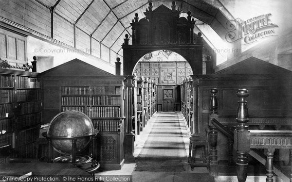 Photo of Oxford, Merton College Library 1902
