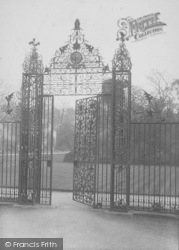 New College Garden Gateway 1912, Oxford