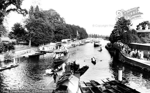 Photo of Oxford, On The River 1922