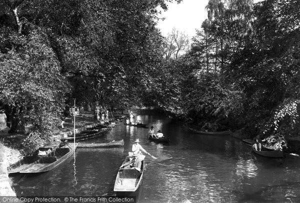Photo of Oxford, On The River 1922