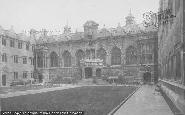 Photo of Oxford, Oriel College 1937