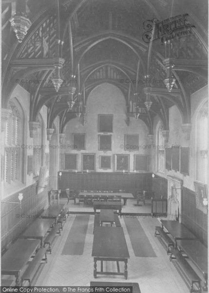 Photo of Oxford, Pembroke College Dining Hall 1912