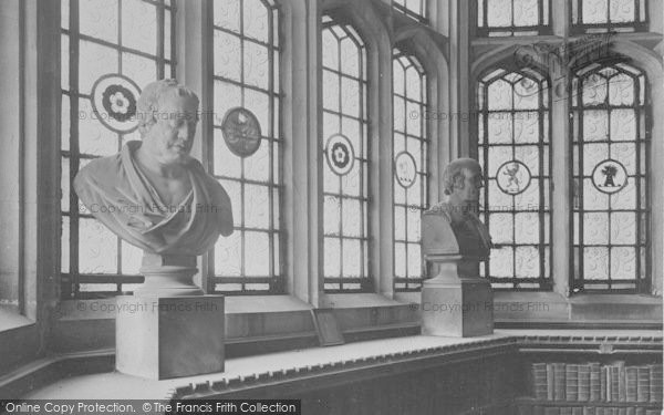 Photo of Oxford, Pembroke College, Dr Johnson's Bust 1922
