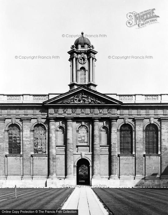 Photo of Oxford, Queen's College, Front Quadrangle 1890