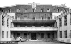 Radcliffe Infirmary, Maternity Block 1937, Oxford