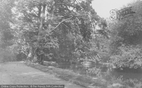 Photo of Oxford, River Cherwell, Christchurch Walk c.1930
