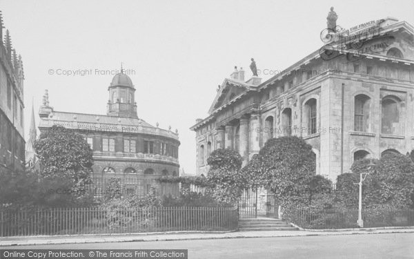 Photo of Oxford, Sheldonian Theatre And Old Clarendon Buildings 1922