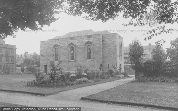 Photo of Oxford, Somerville College Chapel 1937