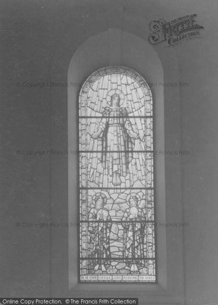 Photo of Oxford, Somerville College, Chapel Window 1937