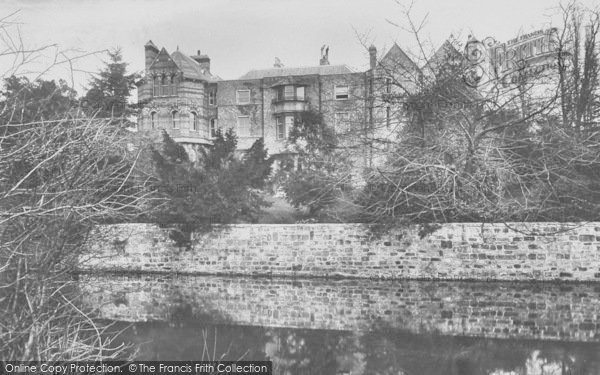 Photo of Oxford, St Hilda's Hall 1907