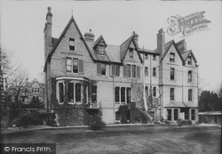 St Hugh Hall 1907, Oxford