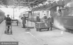 Station, The Railway Staff 1914, Oxford