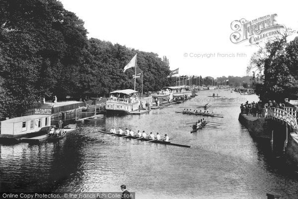 Photo of Oxford, Summer 'eights' 1906