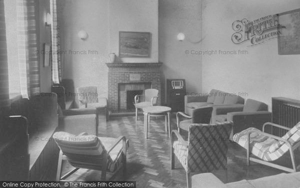 Photo of Oxford, The Common Room, Ruskin College c.1950