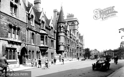 Oxford, the Masters Lodgings and Balliol College 1922