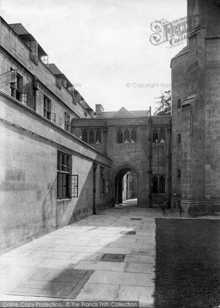 Photo of Oxford, The Quadrangle, Blackfriars 1933