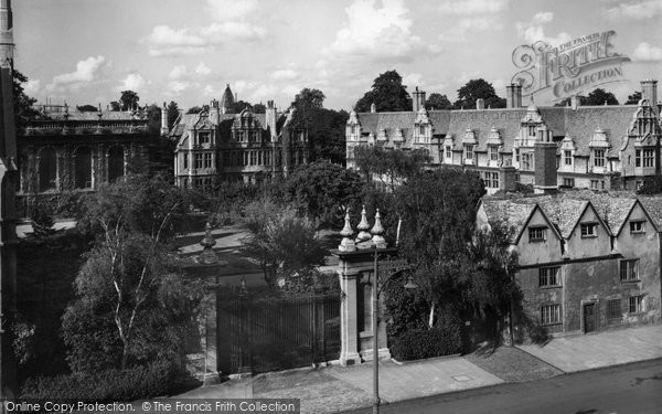 Photo of Oxford, Trinity College 1933