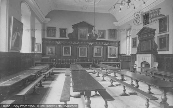 Photo of Oxford, Trinity College, Dining Hall 1912