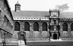 Wadham College, Chapel And Quadrangle 1890, Oxford