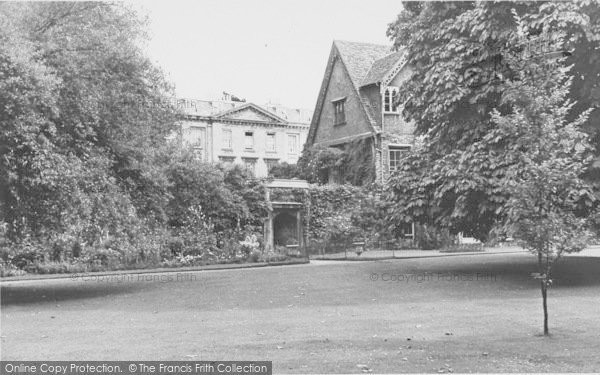 Photo of Oxford, Worcester College, The Gardens c.1955
