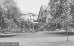 Worcester College, The Gardens c.1955, Oxford