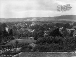 1925, Oxted