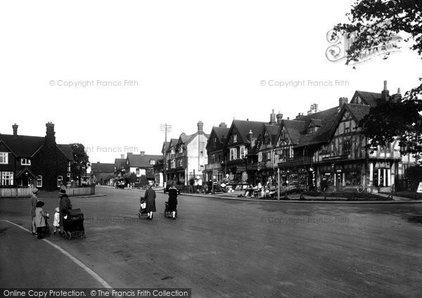 Photo of Oxted, High Street 1928