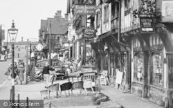 Pavement Of Station Road West c.1955, Oxted