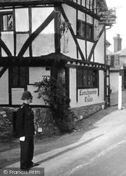 Policeman 1928, Oxted