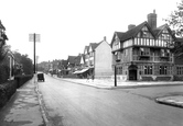 Station Road East 1930, Oxted