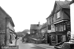 The Village 1936, Oxted