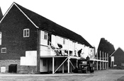 Unloading The Pokes c.1950, Paddock Wood