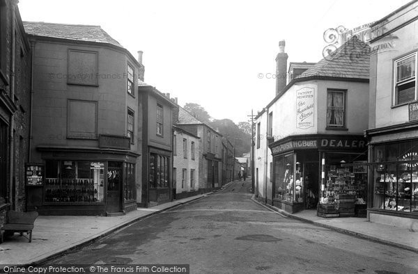 Photo of Padstow, Lanadwell Street 1923