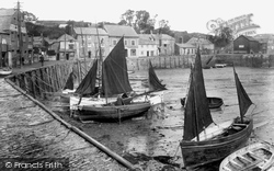 The Quay 1923, Padstow