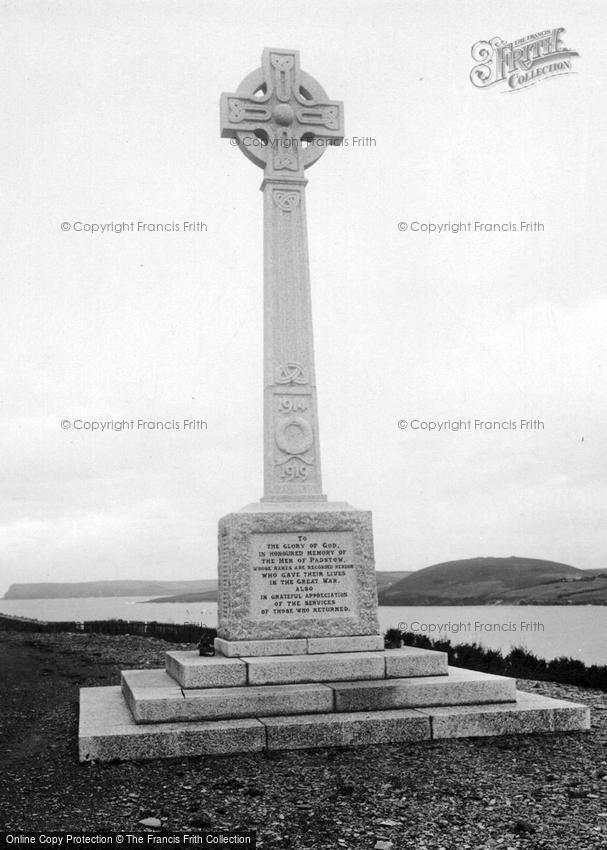 Padstow, the War Memorial 1923