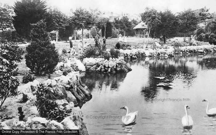 Photo of Paignton, Victoria Park c.1920