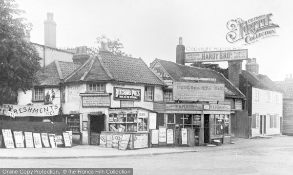 Photo of Palmers Green, Ye Olde Village Store, Hazelwood Lane 1909