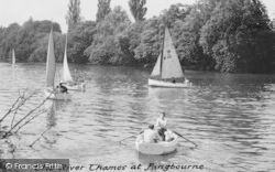 Boats On The River Thames c.1960, Pangbourne