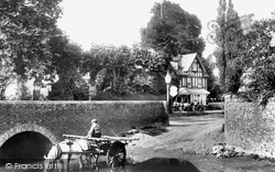 The Bridge And The Old George 1899, Pangbourne