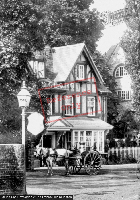 Photo of Pangbourne, The Old George 1899
