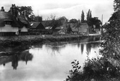 The Village 1899, Pangbourne