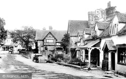 The Village 1899, Pangbourne