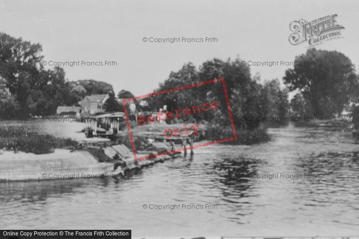 Photo of Pangbourne, Weir 1890