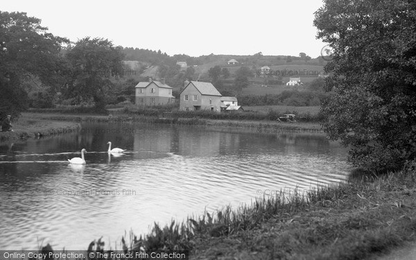 Photo of Pant, The Basin c.1936