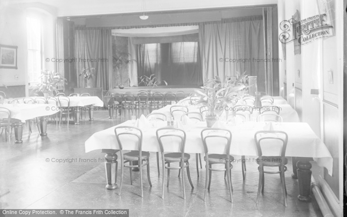 Photo of Pantasaph, The Dining Room, St Aloysius High School c.1933