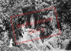The Grotto c.1950, Pantasaph
