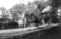 East Lodge 1894, Parham