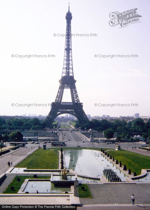 Photo of Paris, The Eiffel Tower 1994