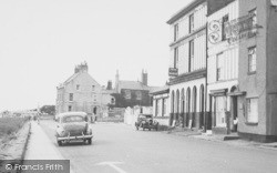Main Road 1957, Parkgate